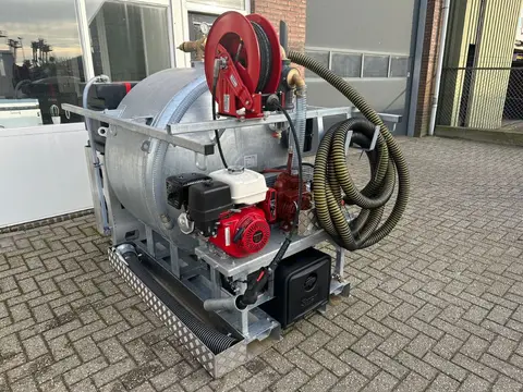Industriële reinigingsmachine met flexibele slang