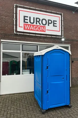 MTM Blauw Blauwe mobiele toiletunit voor een bedrijfsgebouw