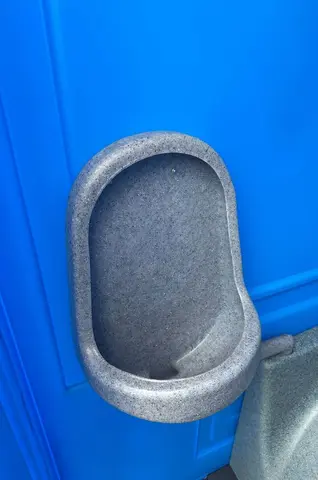 MTM Blauw Binnenkant van een draagbaar toilet