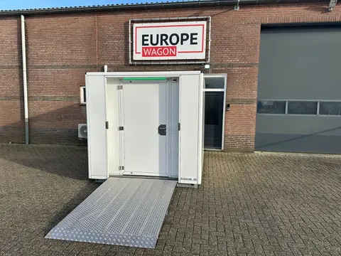 Open Miva container voor een werkplaatsingang