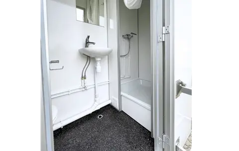 Woonuit A voor verkoop Europe Wagon badkamer met douce toilet en wasbak