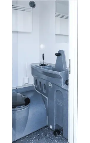 Europe Wagon foto Polar Free Toilet cabine wasbak
