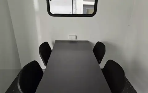 Schaftwagen met spoeltoilet voor verkoop Europe Wagon tafel lang