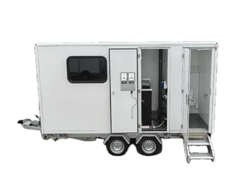 Schaftwagen met spoeltoilet