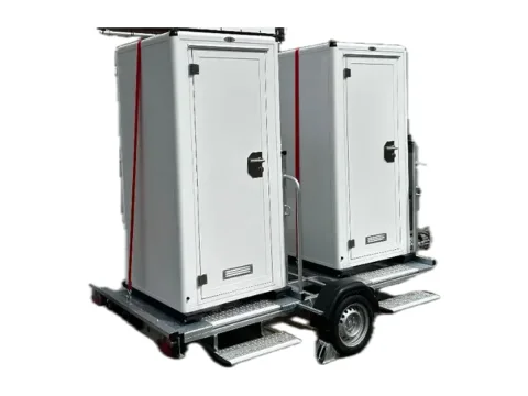 Toiletaanhanger met 2 Polar cabines